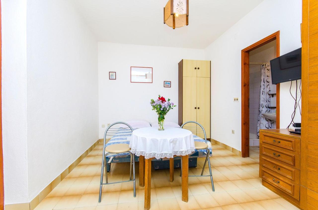 Apartments By The Sea Pisak, Omis - 2802 Ngoại thất bức ảnh