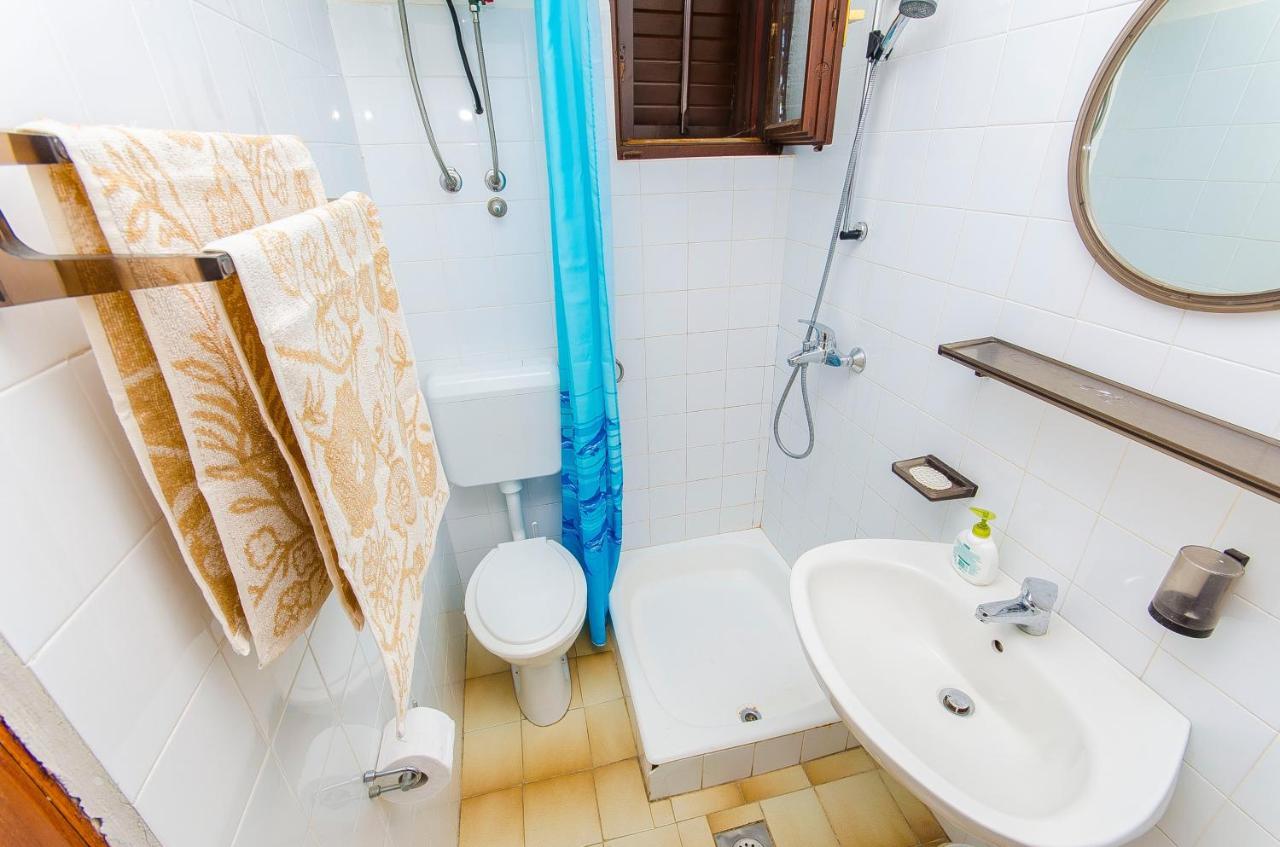 Apartments By The Sea Pisak, Omis - 2802 Ngoại thất bức ảnh