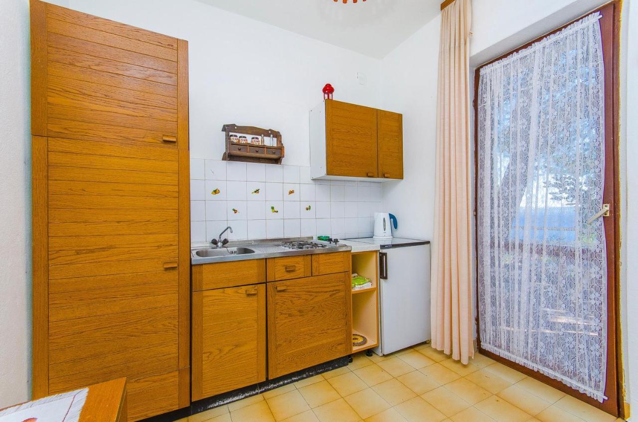 Apartments By The Sea Pisak, Omis - 2802 Ngoại thất bức ảnh