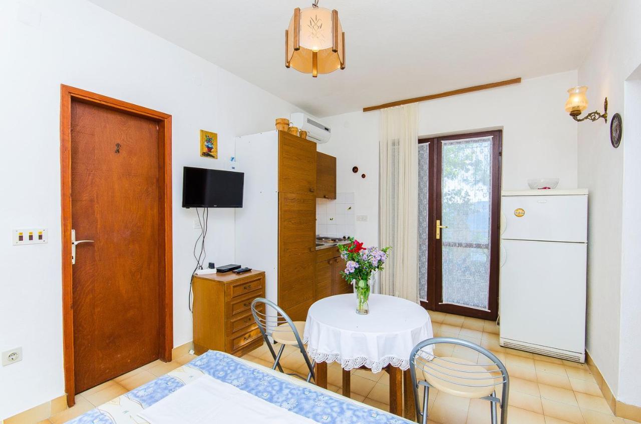 Apartments By The Sea Pisak, Omis - 2802 Ngoại thất bức ảnh