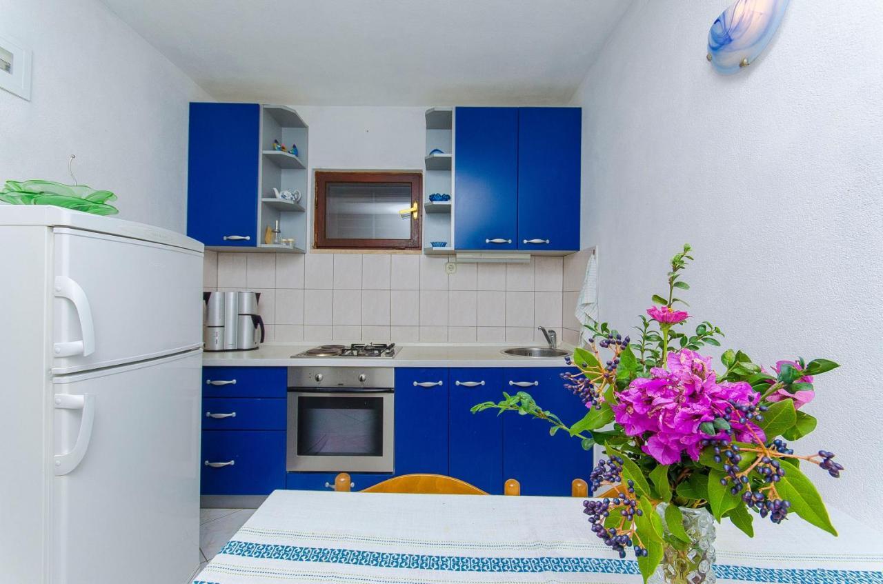 Apartments By The Sea Pisak, Omis - 2802 Ngoại thất bức ảnh
