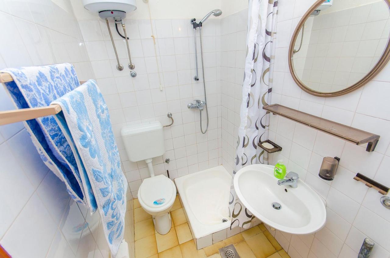Apartments By The Sea Pisak, Omis - 2802 Ngoại thất bức ảnh