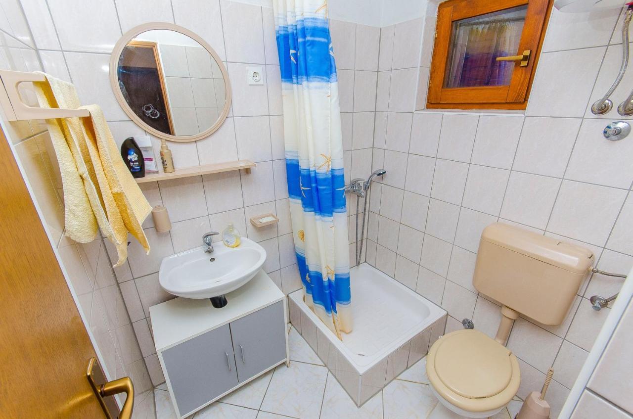 Apartments By The Sea Pisak, Omis - 2802 Ngoại thất bức ảnh